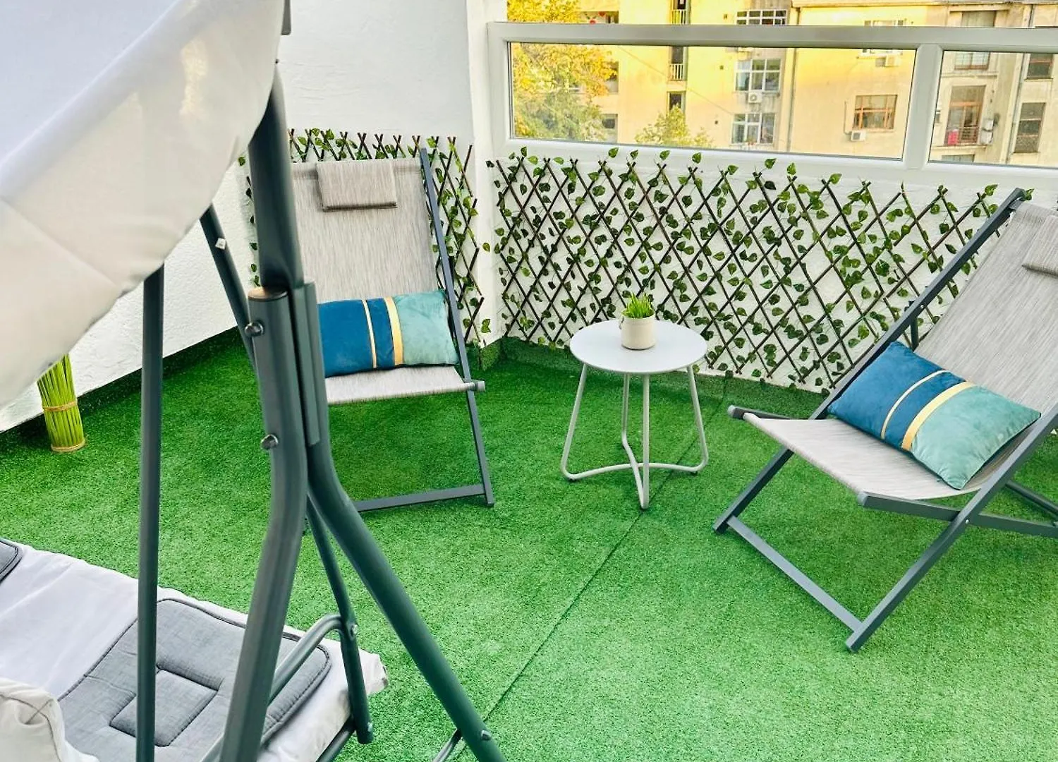 Hacienda Romana - Rooftop 1Bdr Apartment Bucharest